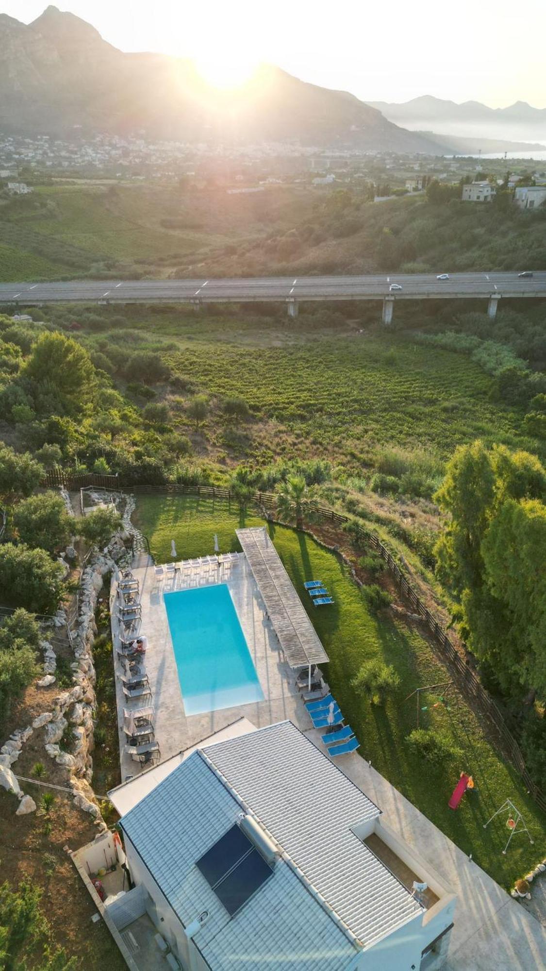 Ci Vulia B&B - Sicilia Sea, Pool, Bbq, Tv, Wi-Fi Alcamo Marina Kültér fotó